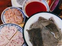 -沸炉重庆老火锅(军事博物馆店)