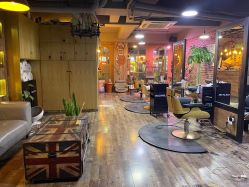 -青木造型HAIR·あおき髪を刈る潮人店