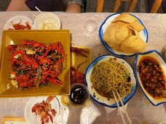 -霄汉牛三鲜湖北砂锅菜(万松园2店)