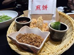 -鲁菜根·泰安菜(万达店)