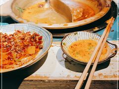 -房子红了鱼豆花重庆老火锅(广厦学院店)