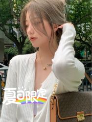 -东秀护肤造型