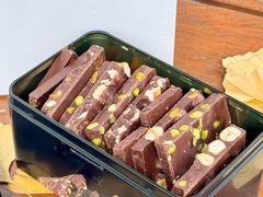 -Laderach 莱德拉(上海环贸iapm店)