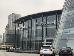 -奔驰北京极光星徽(四元桥店)