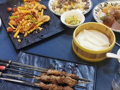 -伊带伊路新疆美食府(呼家楼店)