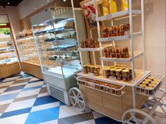 -85度C(生甜甜圈研究工坊·上海局门店)