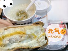 芝士鸡肉帕尼尼-肯德基(江门万达店)