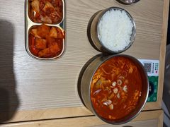 -梨花牛肉汤饭(仁恒伊势丹店)