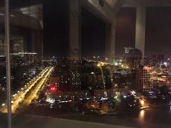 -荣誉国际酒店-云顶旋转餐厅