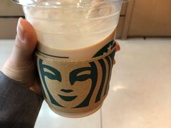 -星巴克(宁波东门银泰店)