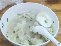 -胖子馄饨坊(天目大厦东南)