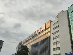 -广州白马服装市场