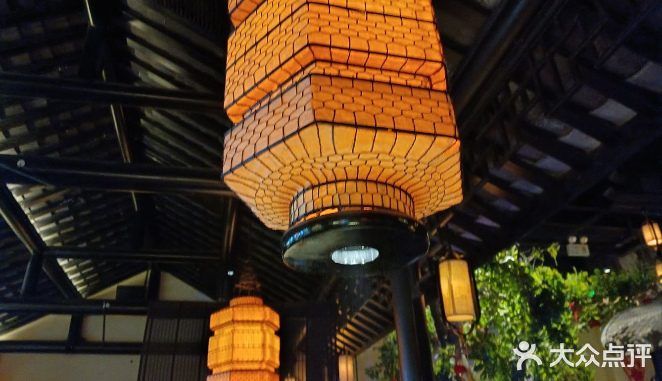 古色古香门面探店记