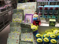 -名创优品(海珠乐峰广场店)