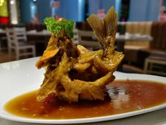 糖醋鲤鱼-闫府私房菜·百年鲁菜(恒隆店)