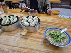 鸡丝汤-罗卜李包子羊肉汤