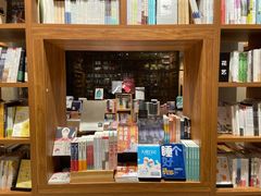 -百新书局(尚悦湾店)