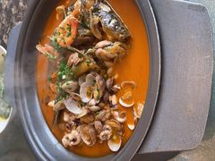 汪刺鱼-新天明砂锅鱼头煲