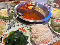 -山悦里 山野·鲜火锅(罗斯福广场店)