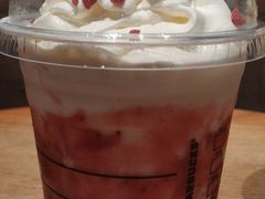 草莓轻乳酪星冰乐-星巴克臻选(深圳皇庭广场分店)