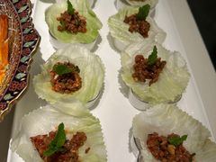 酸辣肉碎猪肉沫沙拉-金链花·泰国餐厅(国贸店)