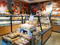 面包甜点陈列柜-盒马鲜生(曜一城店)