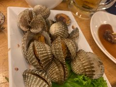 -J Daeng Seafood