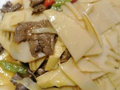 -天天向上素食餐厅(五台山店)