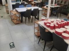 -毛辣果·贵州红酸汤牛肉火锅(西单店)