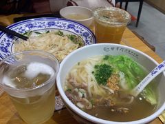 -甘掌门·化州驰名牛杂粉(越秀店)