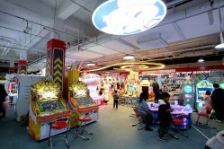 点击看大图 -莫比悠悠嘉年华(汽配城天奕商厦店)