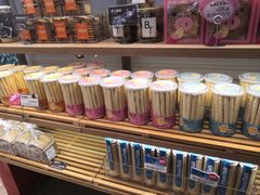 零售区-面包新语(融创茂店)