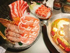 -湊湊火锅·茶憩(杭州湖滨银泰in77店)
