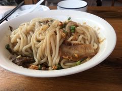 -牛八宝桂林米粉(八里庄店)