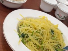 -湖南人家湘菜馆(镇江路店)