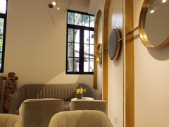 -Fridi Patisserie Cafe