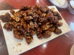 黑蒜子牛肉粒-桃子餐厅·天津菜(红星路直营店)