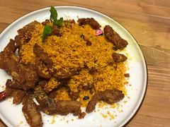 金牌蒜香骨-临界音乐酒馆·小龙虾·江湖菜(华熙LIVE·鱼洞店)
