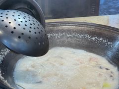 -陈大锅·岳阳鱼馆·地道岳阳菜(美食街店)