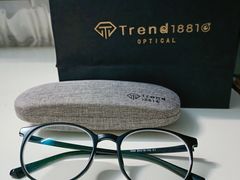 -Trend1881视光·蔡司视觉(领展广场店)