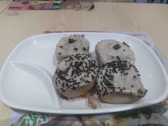 -小杨生煎(浦江欢乐颂店)