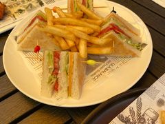 -Ambra Haus琥珀屋精酿餐厅(宝山店)