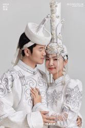 点击看大图 -苏雅影像蒙古婚纱摄影工作室
