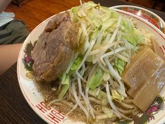 二郎系拉面-拉面莊夢語＆中华料理八椿