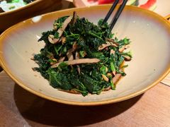 青年拌菜-青年公社烤鸭(滨湖银泰店)