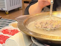 -天成·潮州牛肉脆肉鱼生蚝自助火锅
