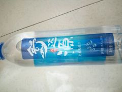 舒达源矿泉水-梧桐树下(云锦世家店)