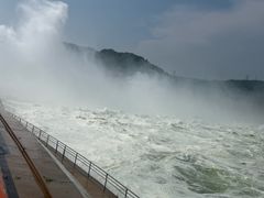-黄河小浪底水利枢纽风景区
