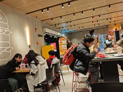 -麦当劳(中山公园龙之梦店)