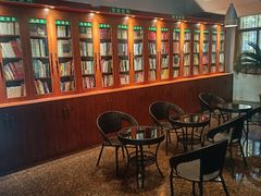 -陕西华浮宫酒店(未央湖公园店)